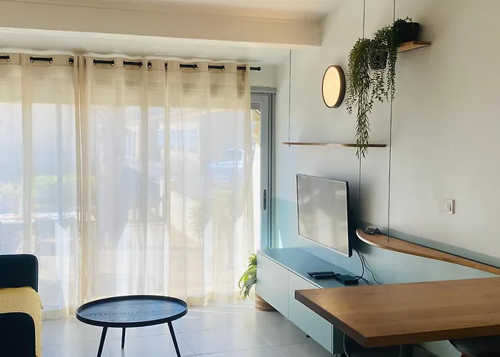 Naturiste Heliovillage - Cap D'agde - 4 Pers * Agde